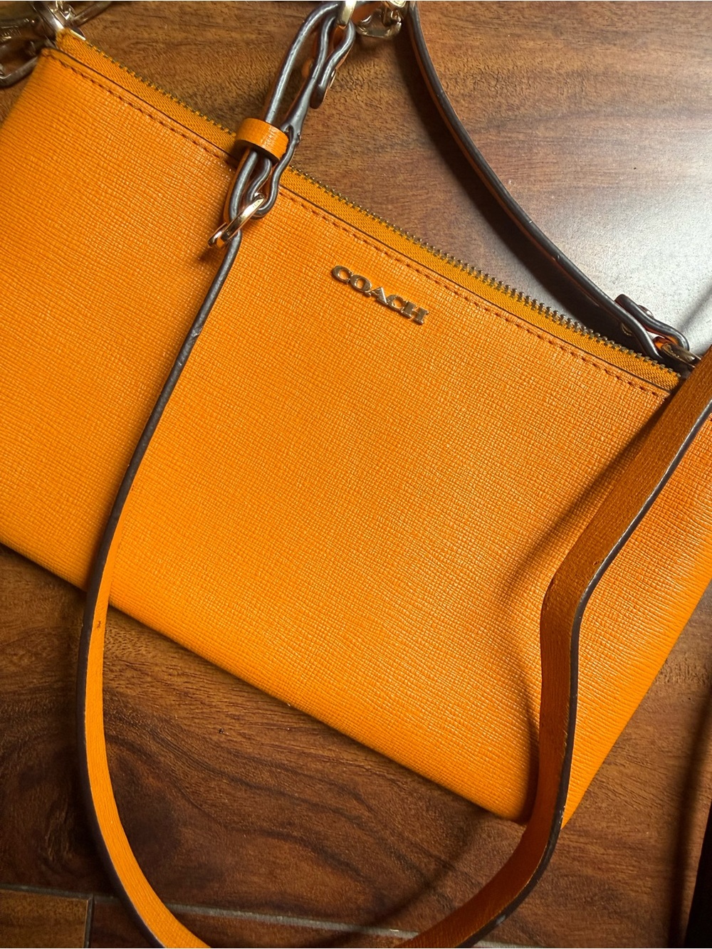 Coach Orange Leather Crossbody with Gold Chain Detail - Picture 3 of 8